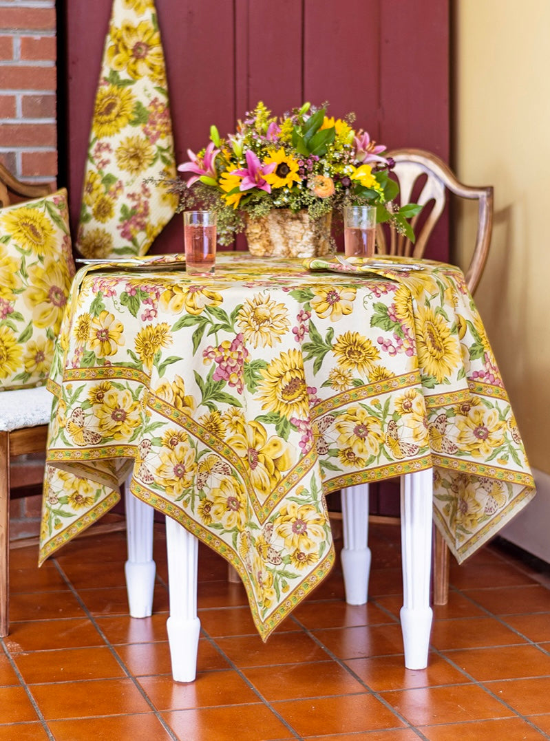 April Cornell • 36” Tablecloth | Primavera