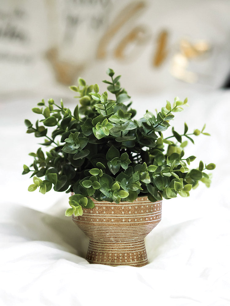 Small Dotted Pedestal Planter
