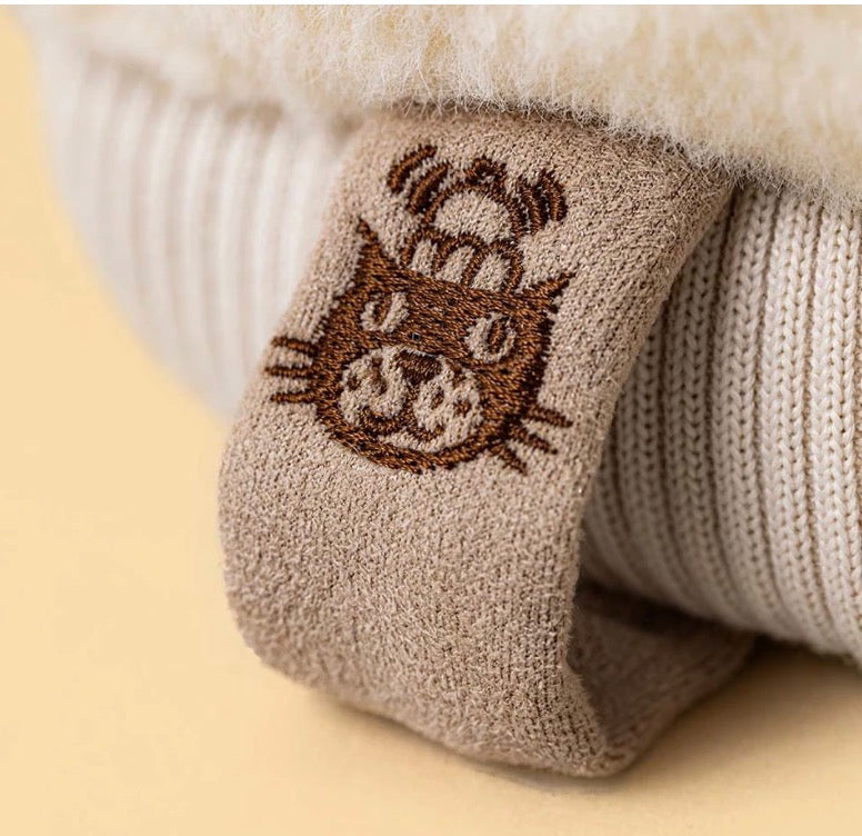 JellyCat Amuseables Fitswell Mitten