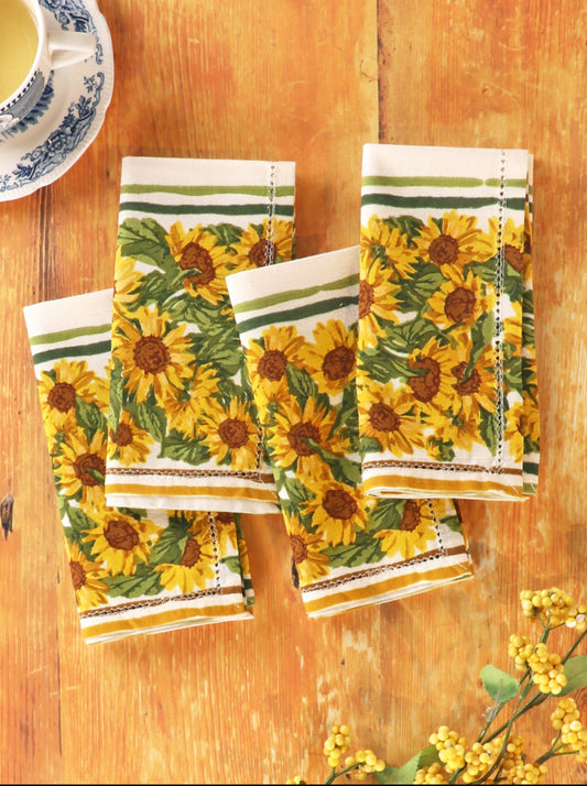 April Cornell Sunflower Valley Ecru Set of 4 napkins