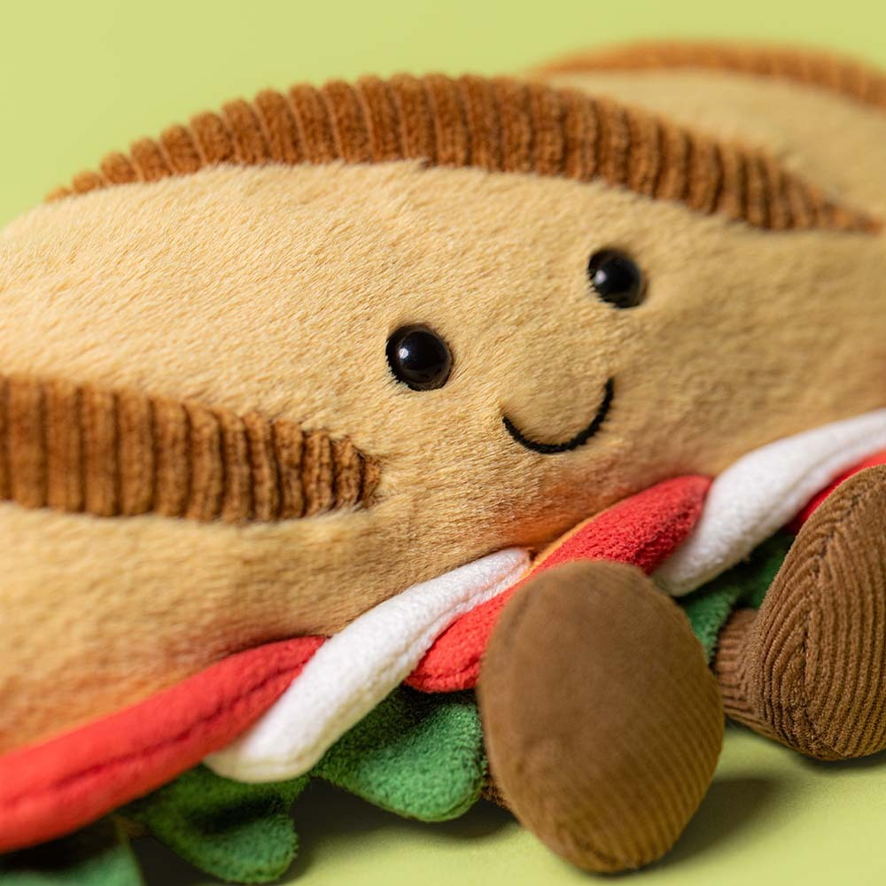 Jellycat • Amuseables Caprese Baguette