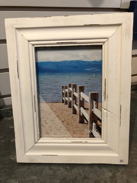 Frame White 5x7 opening