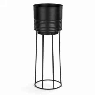 Black metal pot and stand